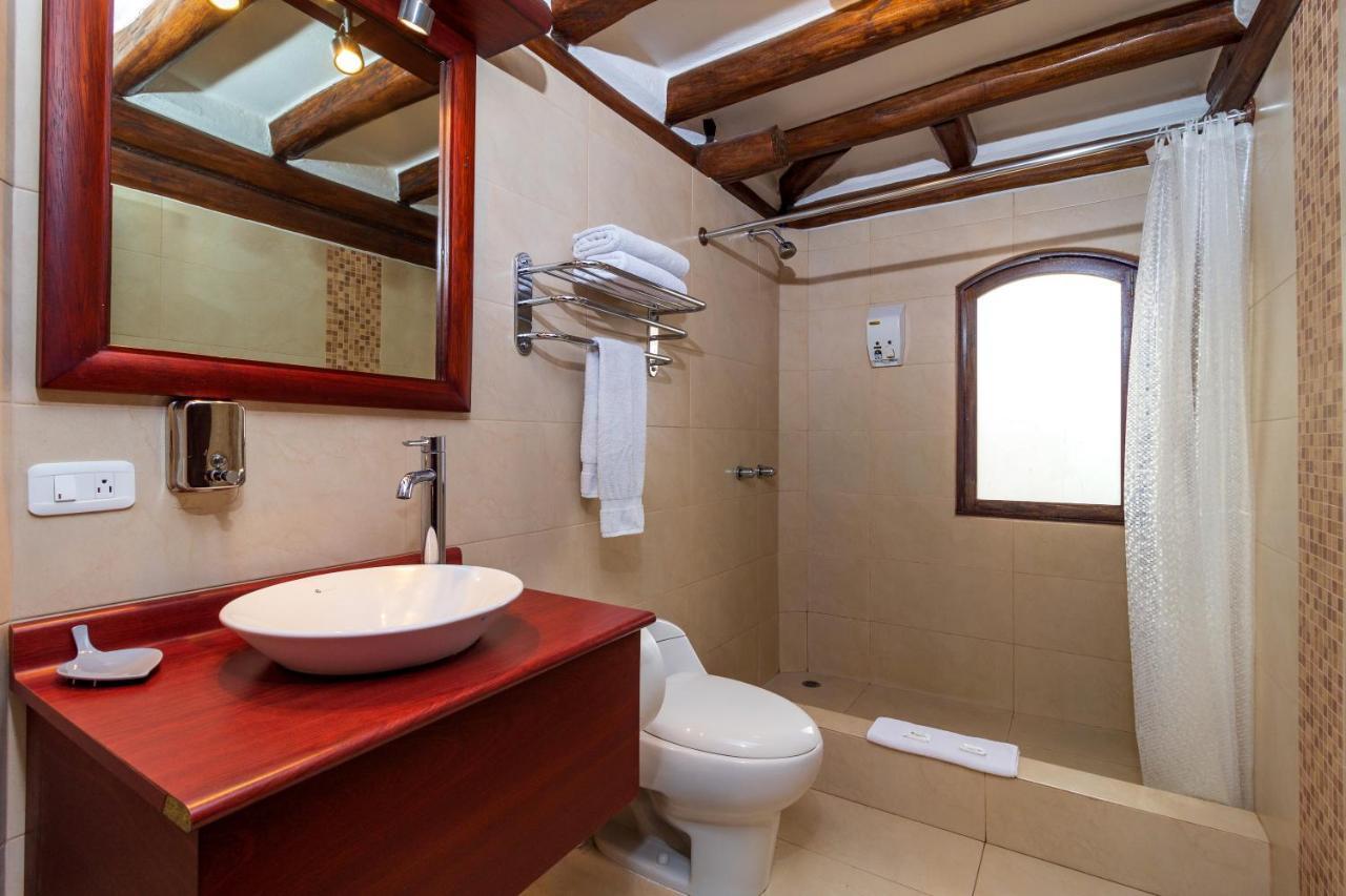 Hostal ILÉ Baños Esterno foto