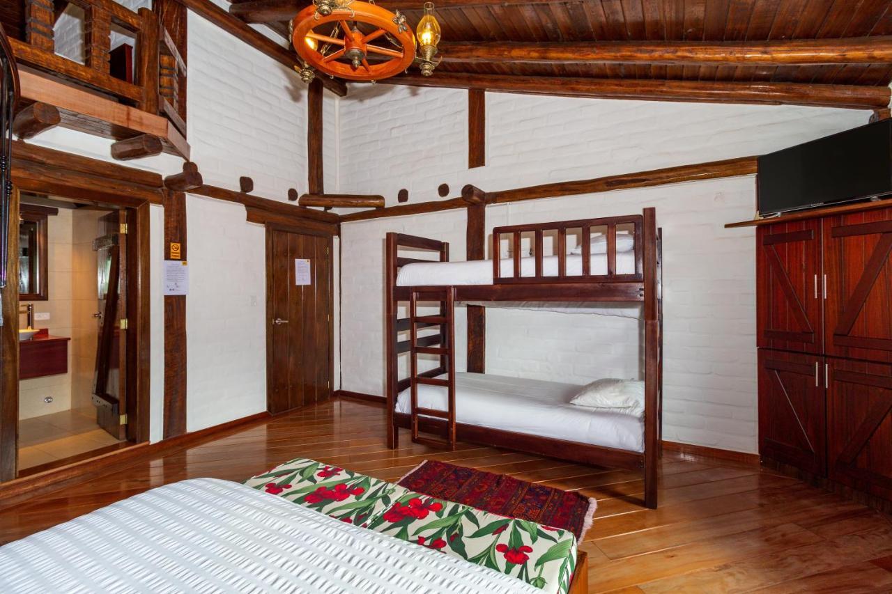 Hostal ILÉ Baños Esterno foto