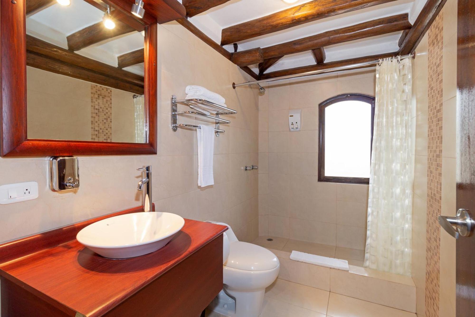 Hostal ILÉ Baños Esterno foto